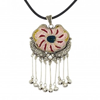 Pendentif broderie Miao...